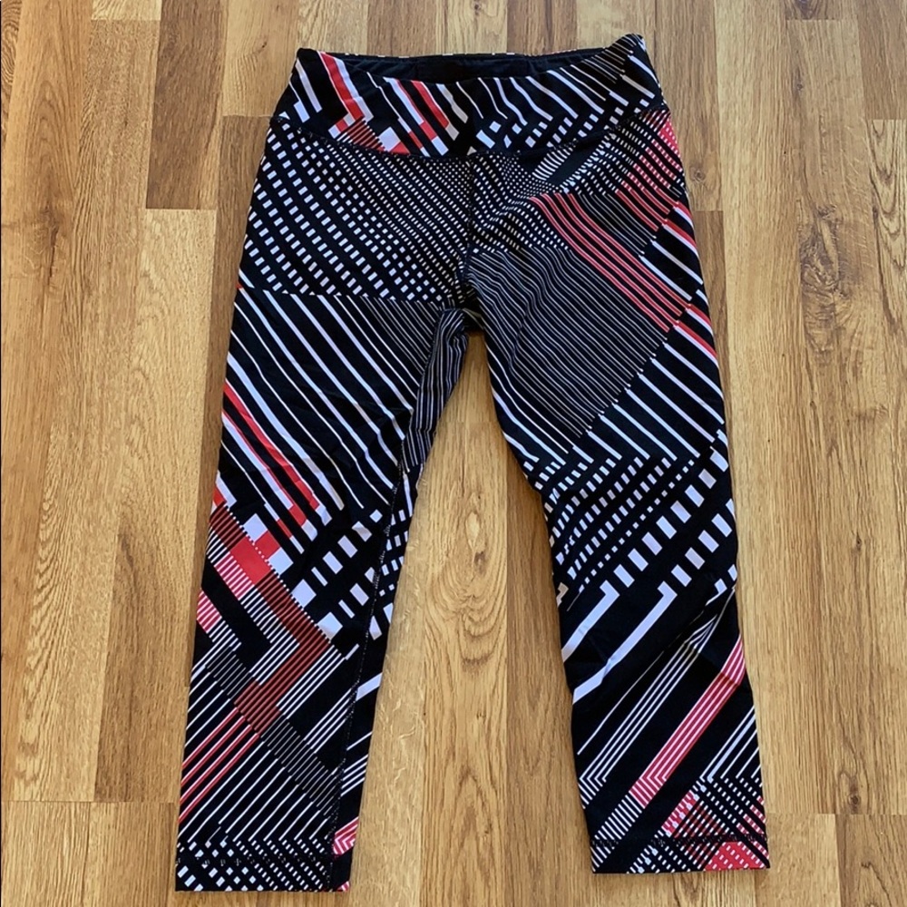 Tommy Hilfiger Red Cropped Leggings